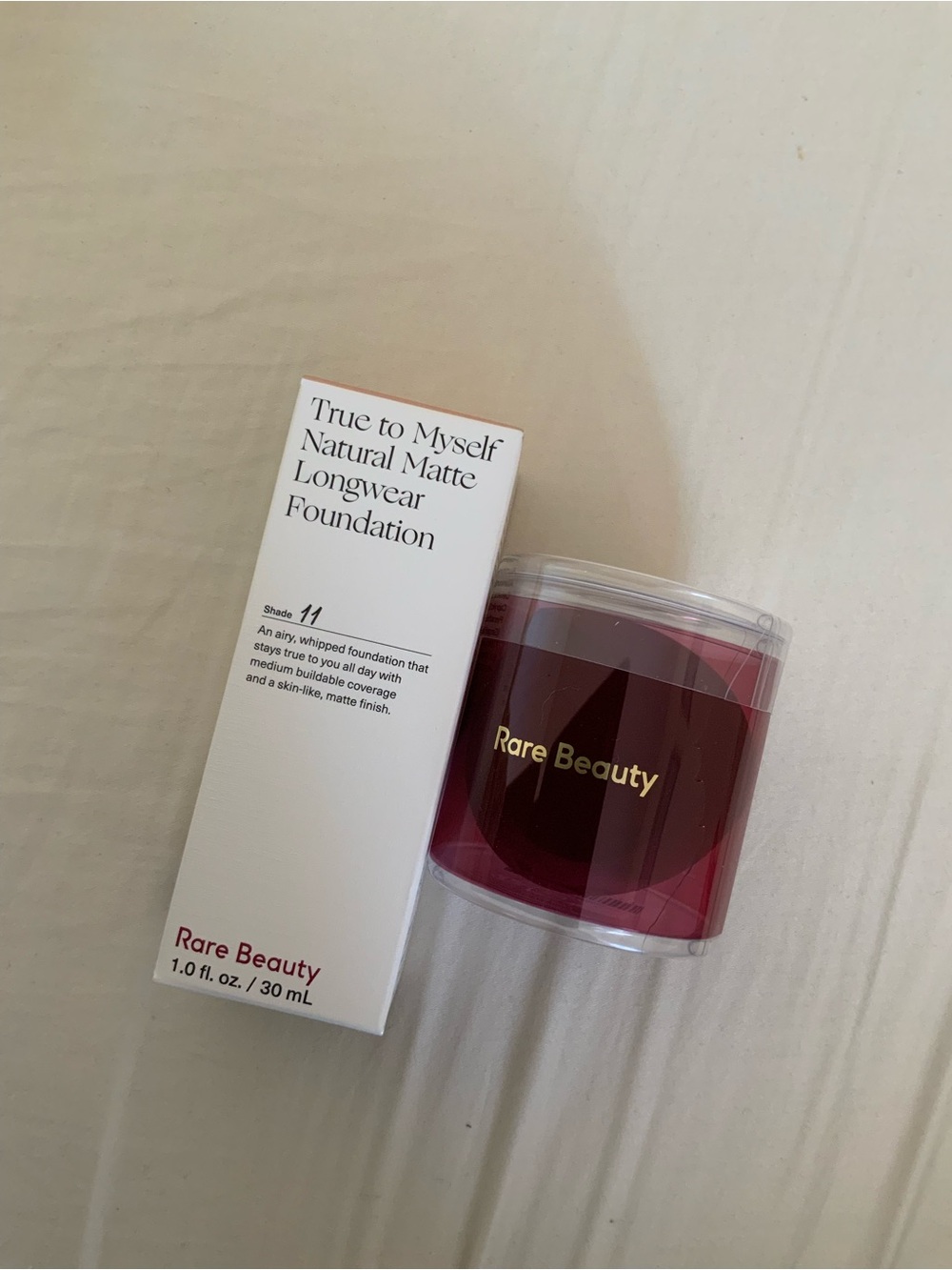 Rare Beauty True to Myself Natural Matte Longwear Foundation 11 & sponge NWB - Picture 1 of 6
